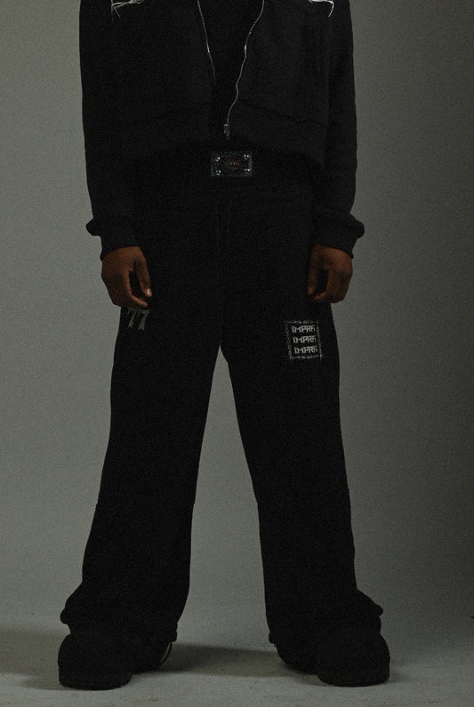 XX3 BLACK SWEATPANTS